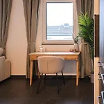 Appartement New! Modern Spacious - Good Connection