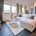 Appartement New! Modern Spacious - Good Connection