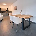 Appartement New! Modern Spacious - Good Connection