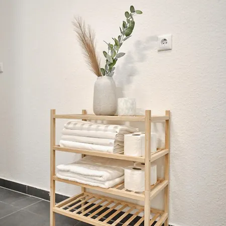 New! Modern Spacious - Good Connection * Stolberg (Rhineland)