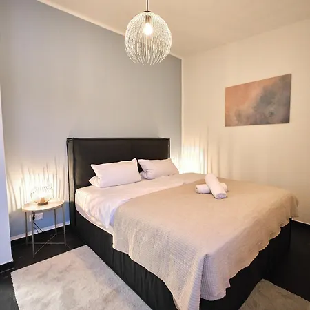 New! Modern Spacious - Good Connection * Stolberg (Rhineland)