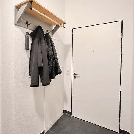 New! Modern Spacious - Good Connection