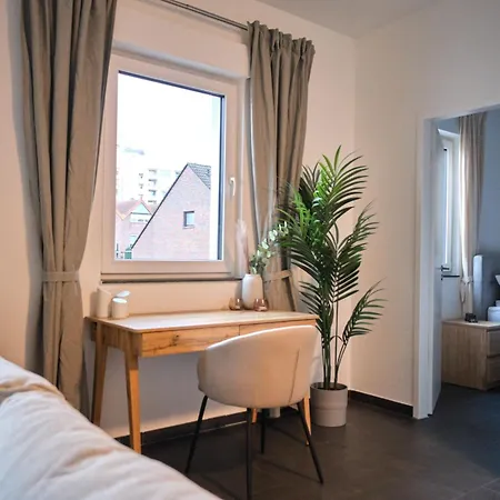 New! Modern Spacious - Good Connection