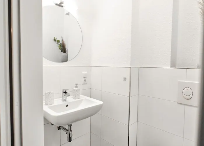 Lejlighed New! Modern Spacious - Good Connection *