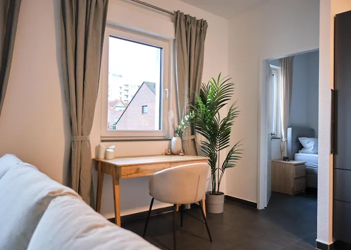 New! Modern Spacious - Good Connection