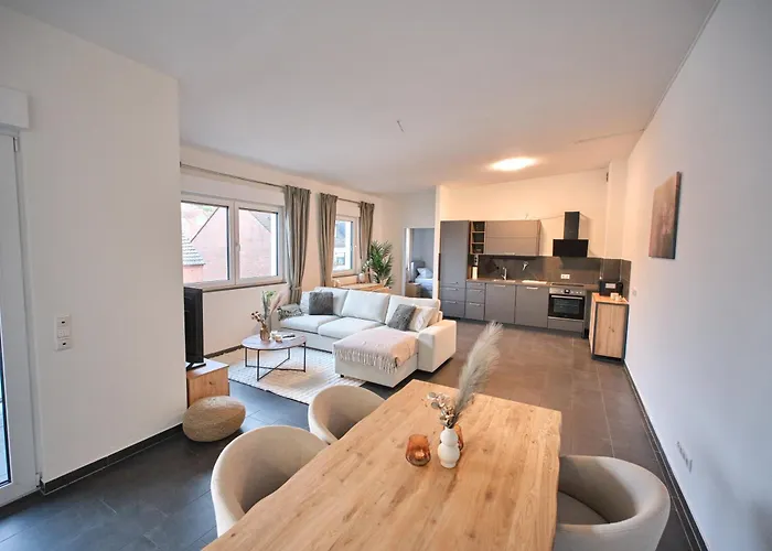 Lejlighed New! Modern Spacious - Good Connection *