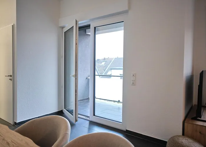 New! Modern Spacious - Good Connection * Stolberg (Rhineland)