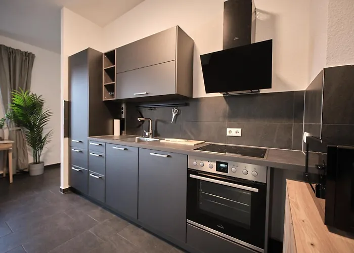 New! Modern Spacious - Good Connection Lejlighed